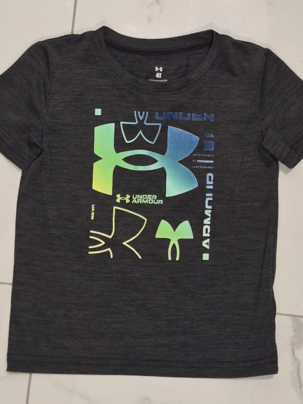 Nike/under Armour Boys 4 T Bundle